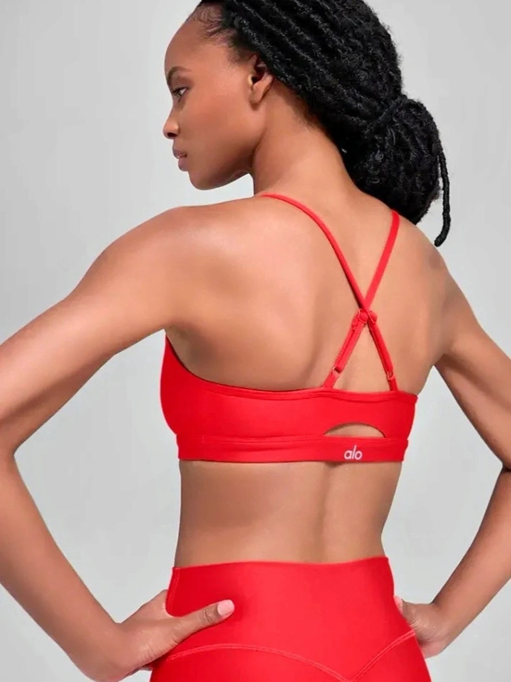 alo Airlift Intrigue Red Sports Bra Size Large